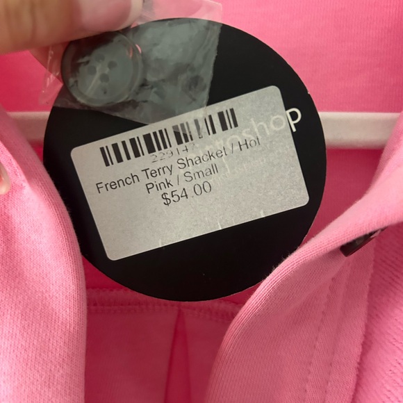 Shacket - Picture 2 of 4